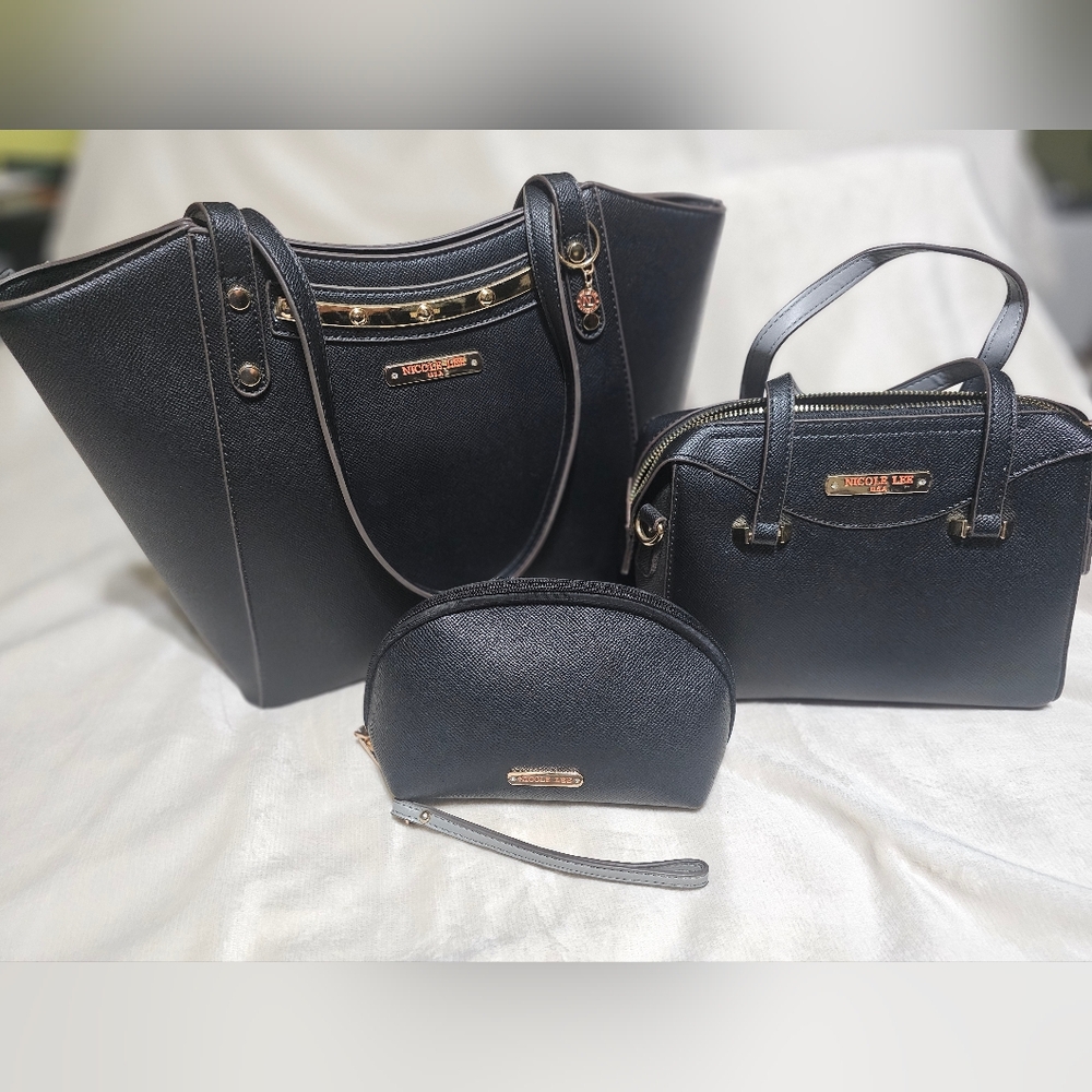 Elegant 3 Piece Black Handbag Set